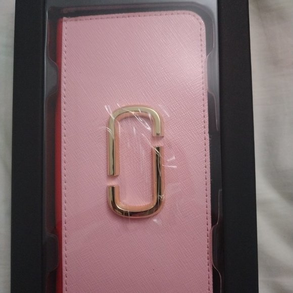 Marc Jacobs I. Phone X r case - Picture 5 of 5